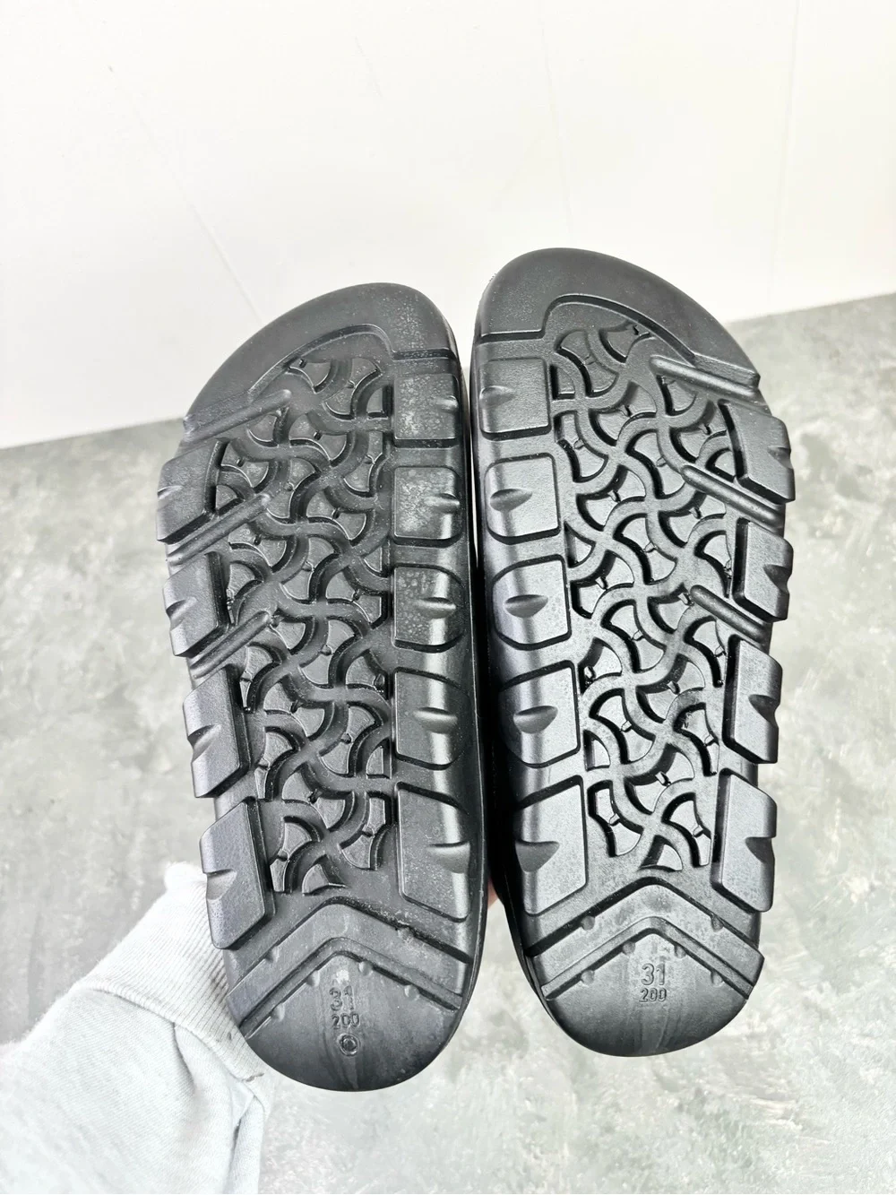 Birkenstock Mogami HL Birko-Flor black two strap sandals size 13 new kids unisex